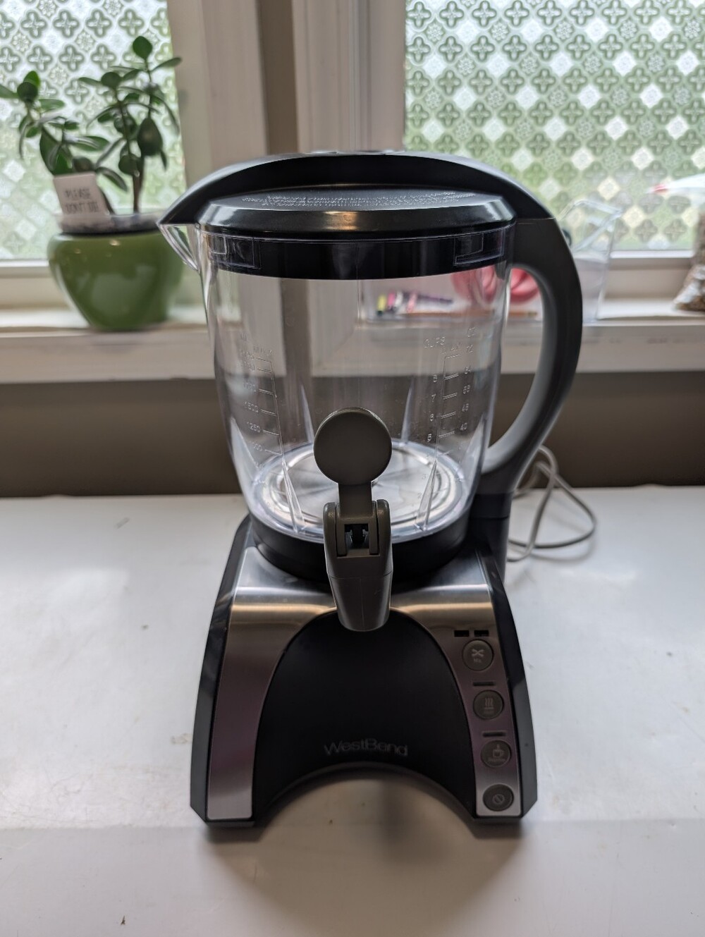 Hot Beverage Mixer